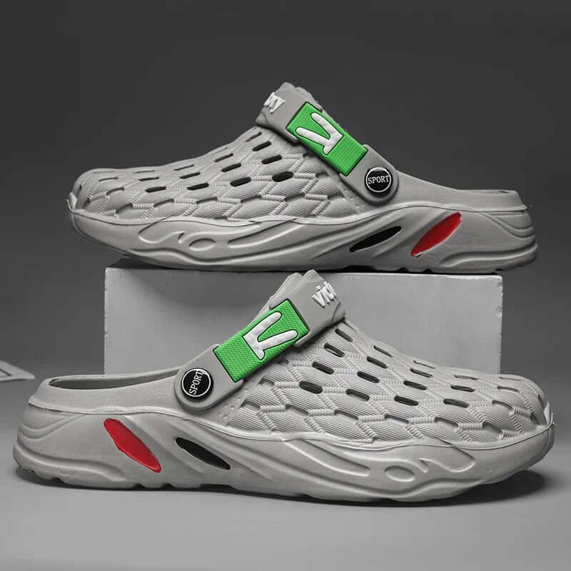 Ultra-Lightweight Summer Garden Clogs – Versatile Outdoor & Home Sandals